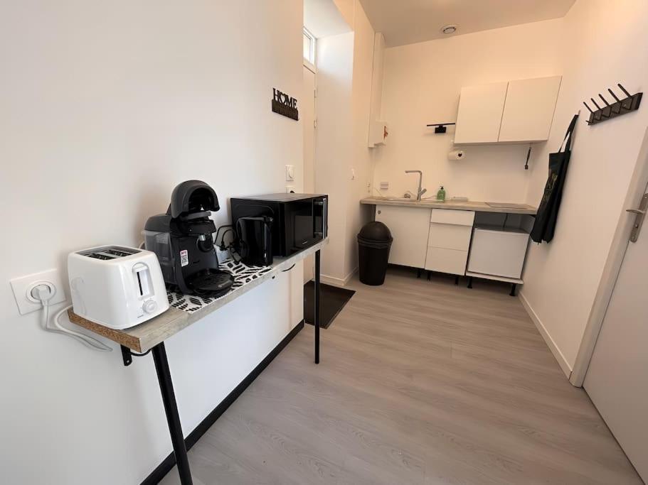 Studio B2 20M2 Cosy 5Min A Pied Des Gares Roanne Exterior foto